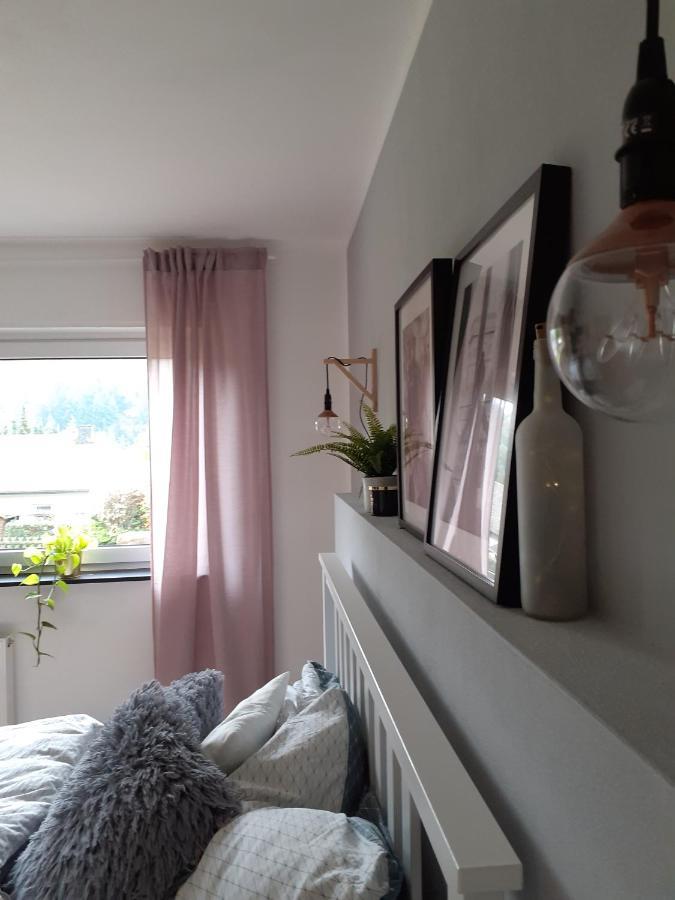 Moderne Familienfreundliche Wohnung Am Waldrand Von Pruem Mit Terrasse Ngoại thất bức ảnh